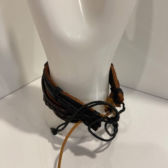 Set Of 2 genuine Leather Cord Bracelets With funky Fishing Hook Design - Picture 5 of 11